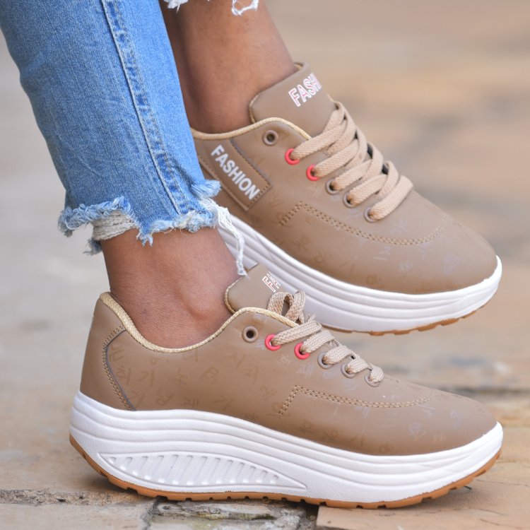 women's casual sneakers