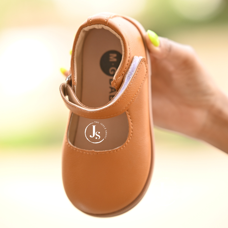 Miss sunshine brown shoes