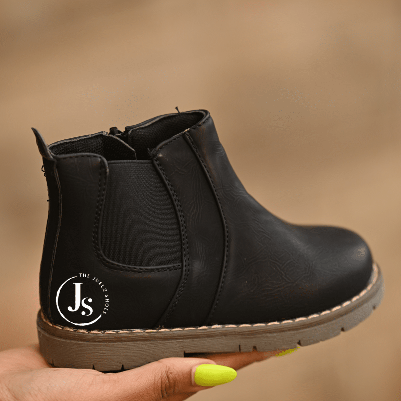 Black chelsea boots