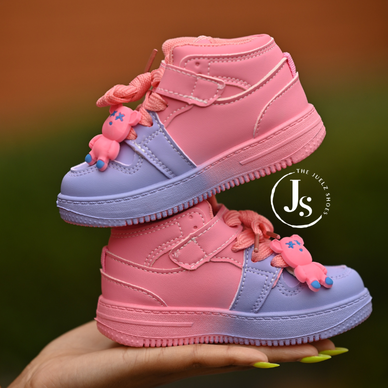 Bubblegum sneakers